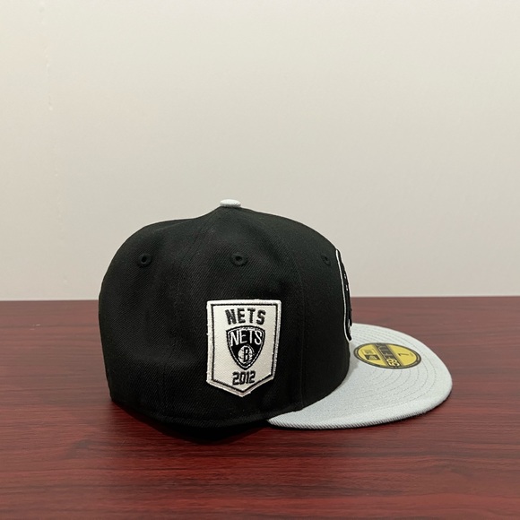 New Era, 59Fifty Fitted Hat, Brooklyn Nets, 2012 - Picture 2 of 10